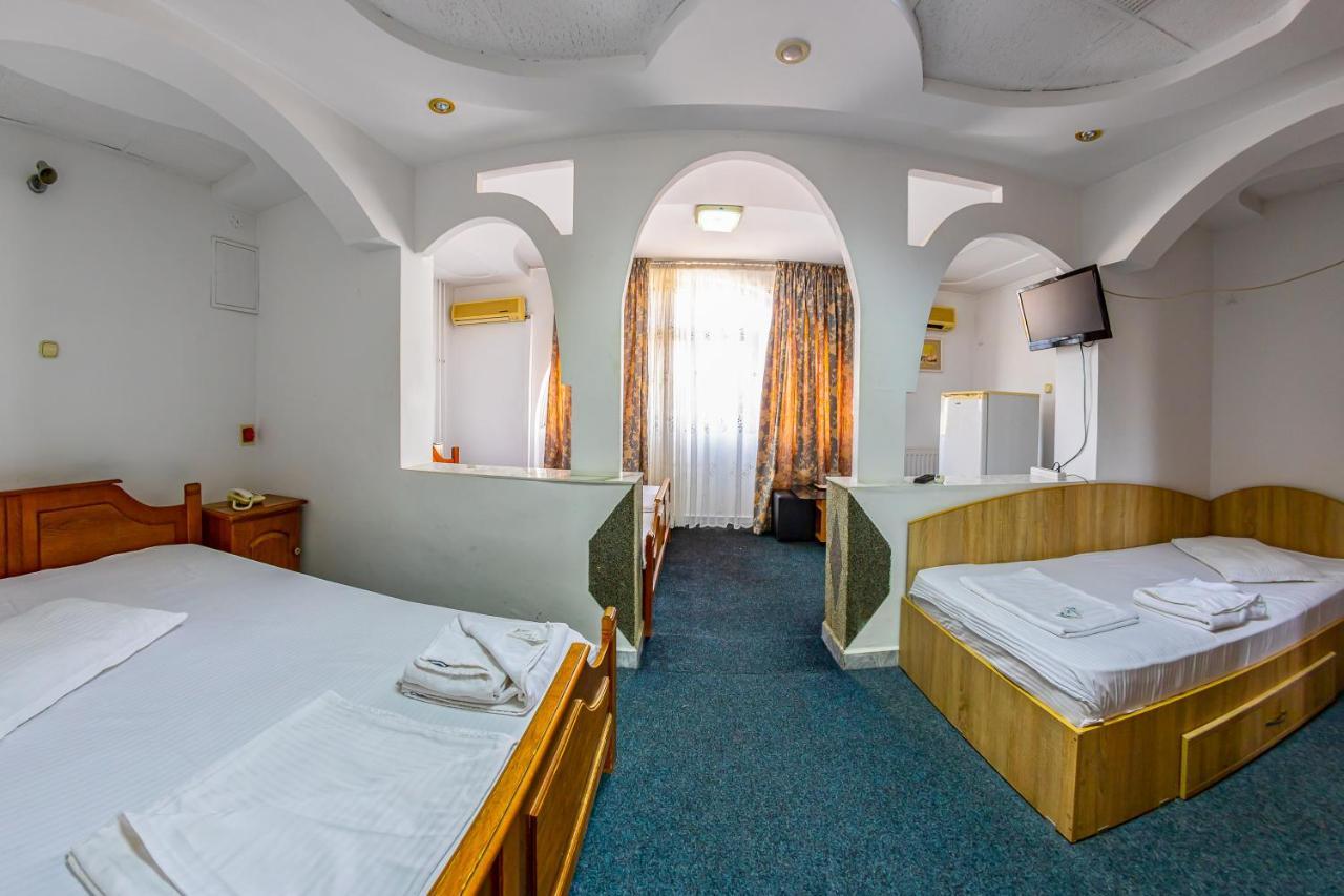 Motel Dasiana Târgu Jiu Εξωτερικό φωτογραφία
