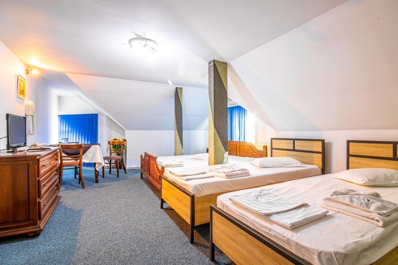 Motel Dasiana Târgu Jiu Εξωτερικό φωτογραφία