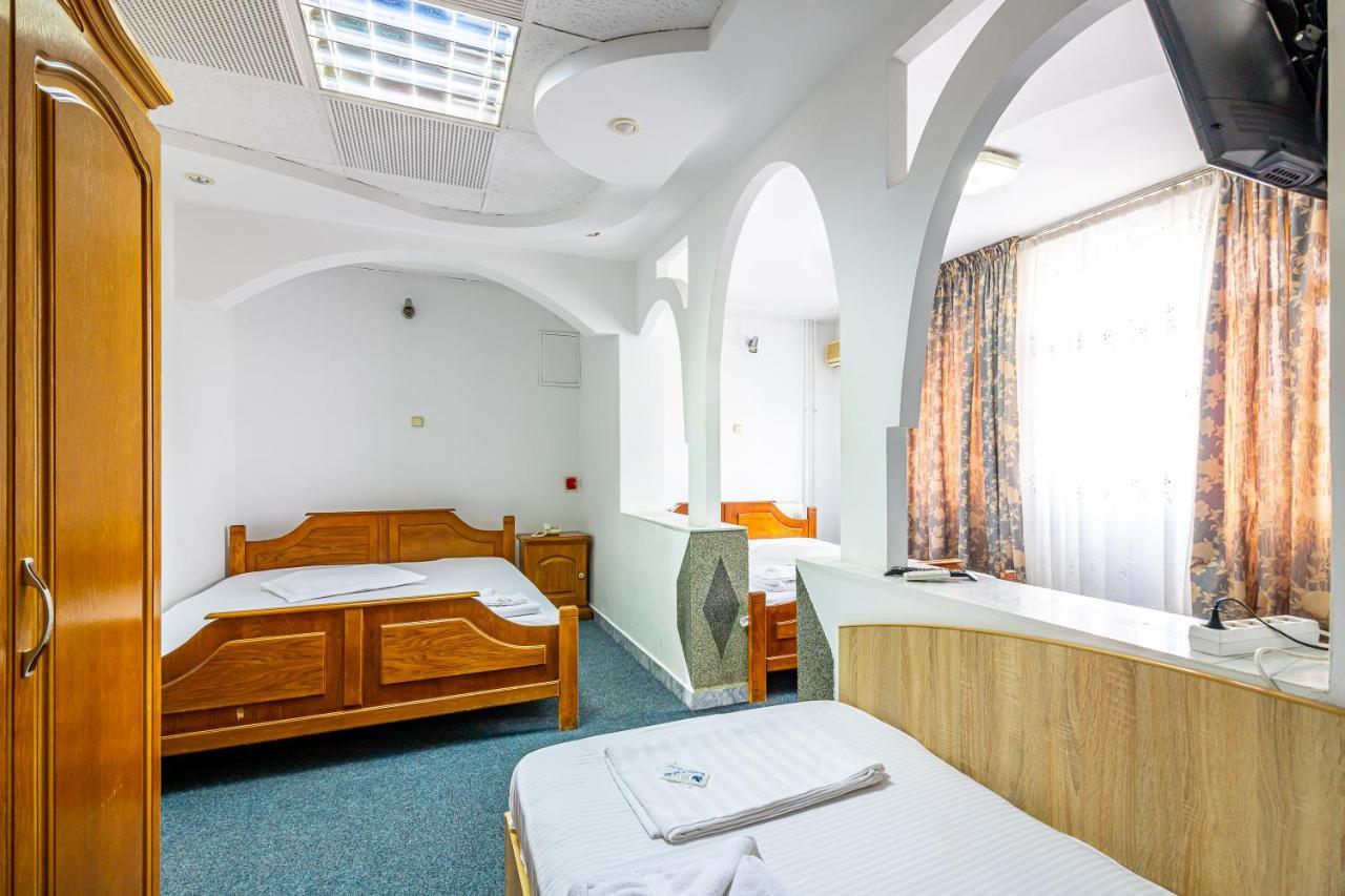 Motel Dasiana Târgu Jiu Εξωτερικό φωτογραφία