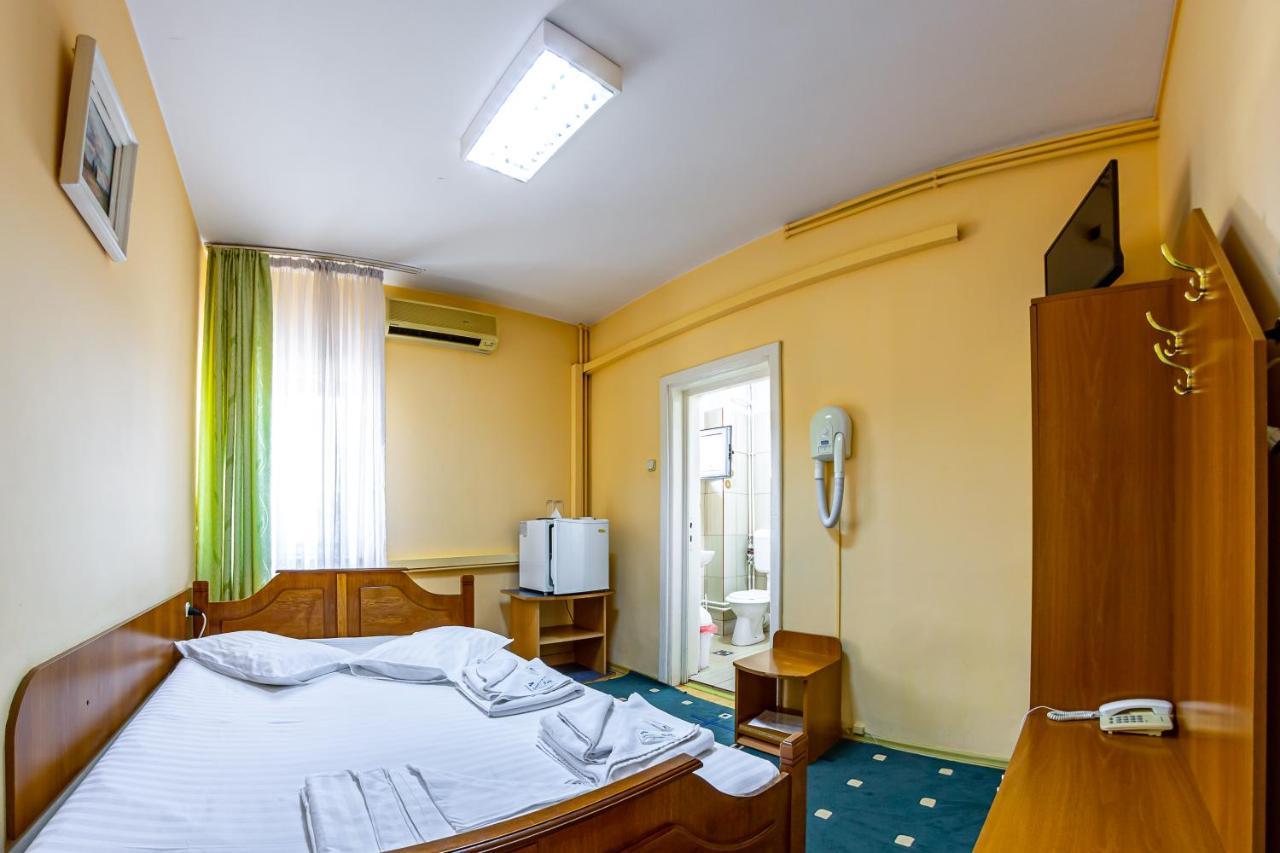 Motel Dasiana Târgu Jiu Εξωτερικό φωτογραφία