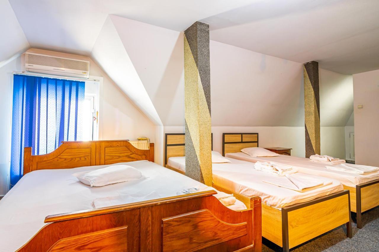 Motel Dasiana Târgu Jiu Εξωτερικό φωτογραφία