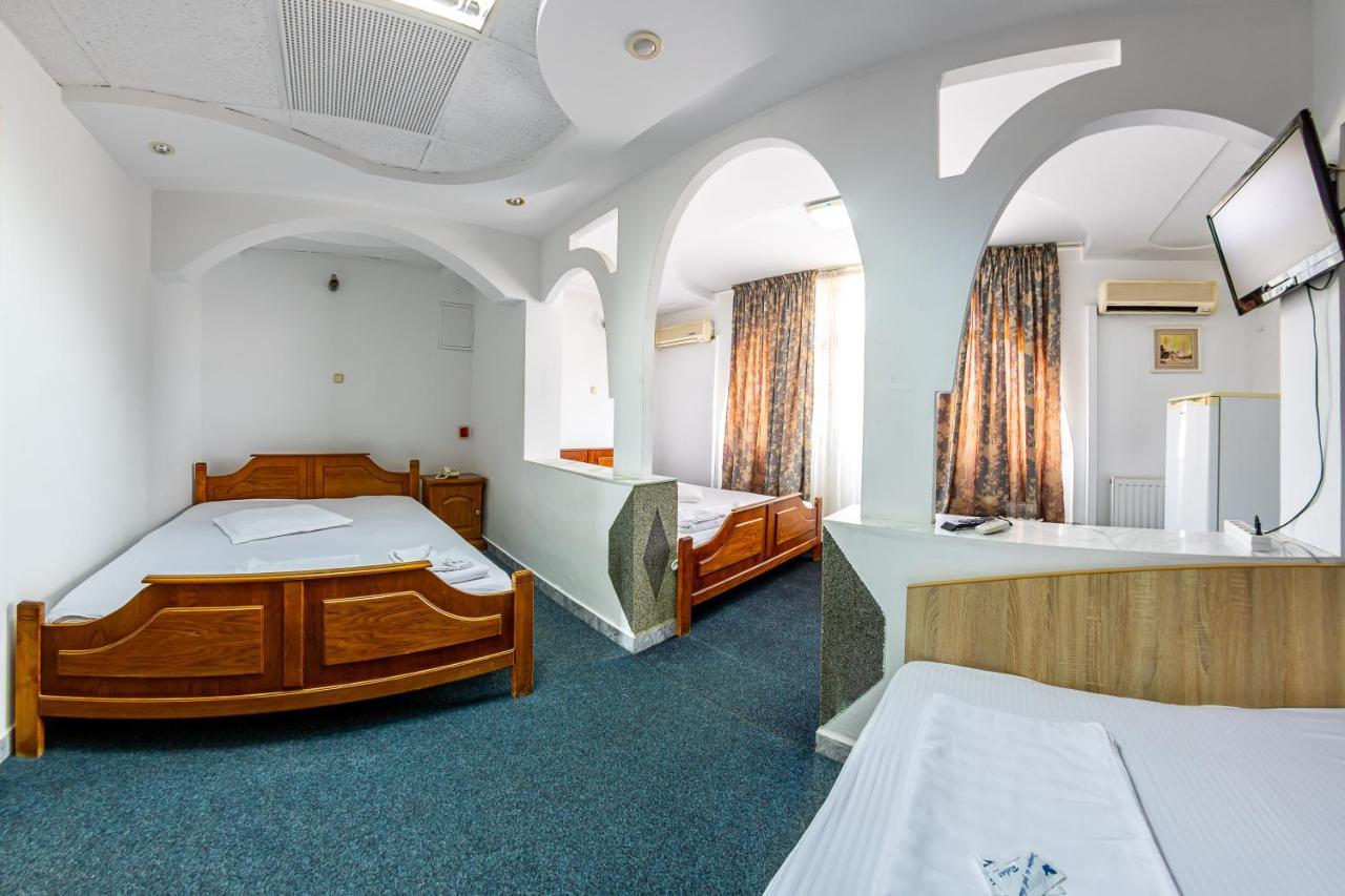 Motel Dasiana Târgu Jiu Εξωτερικό φωτογραφία
