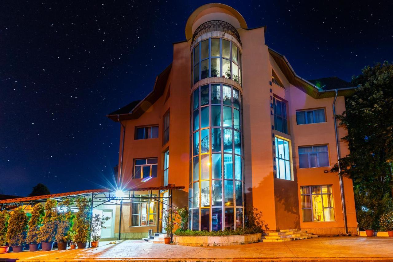 Motel Dasiana Târgu Jiu Εξωτερικό φωτογραφία