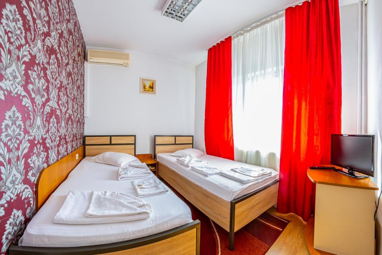 Motel Dasiana Târgu Jiu Εξωτερικό φωτογραφία